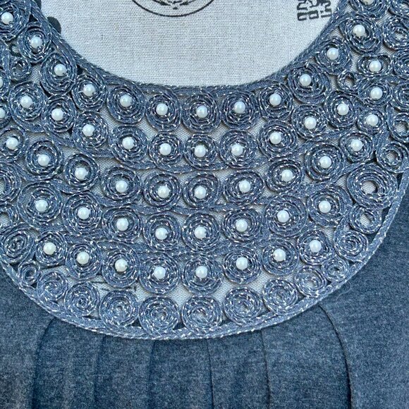 Pearl Motif Top Gray XL - Picture 2 of 7
